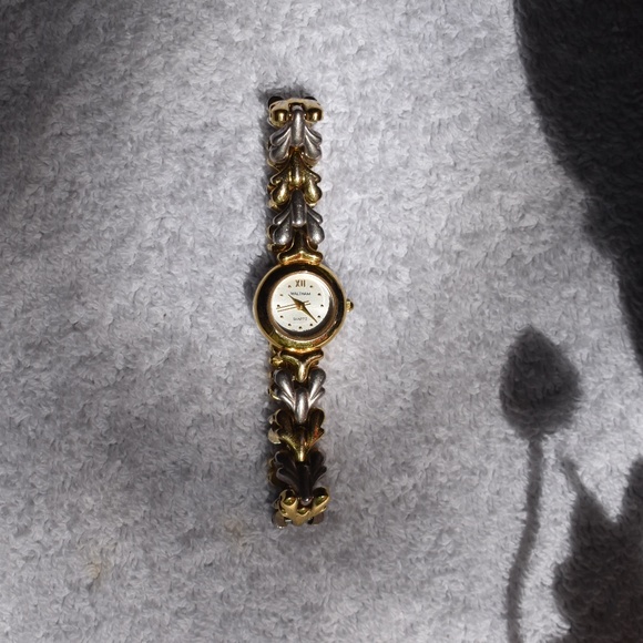 Waltham Quartz Watch TT SS main image 7